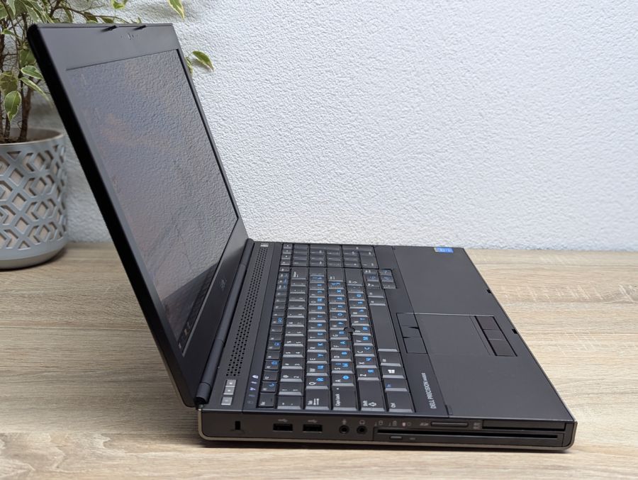 Ноутбук Б/В Dell Precision M4800, Intel Core i7-4810MQ, DDR3 16 GB, SSD 256GB, NVIDIA Quadro K1100M 2Gb, 15" Full HD [ProductHub SKU Dell481]