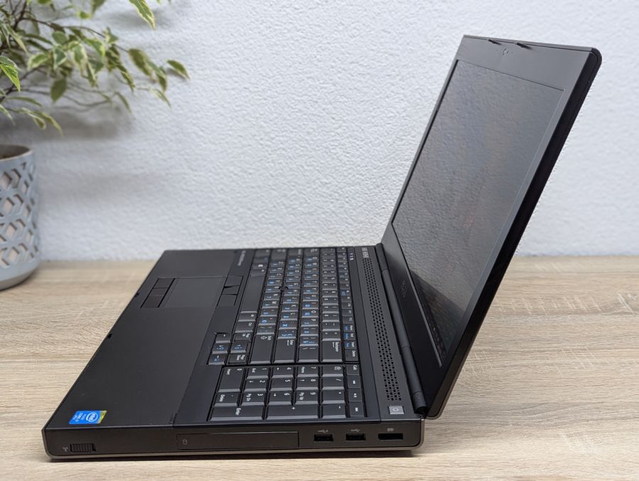 Ноутбук Б/В Dell Precision M4800, Intel Core i7-4810MQ, DDR3 16 GB, SSD 256GB, NVIDIA Quadro K1100M 2Gb, 15" Full HD [ProductHub SKU Dell481]
