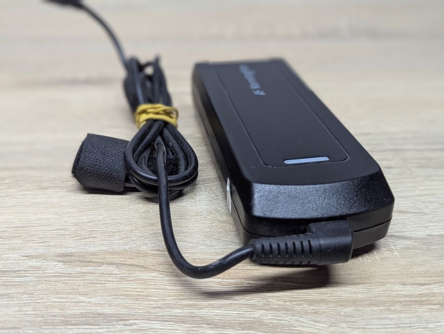 Б/В Блок живлення Kensington Wall Laptop Power Charger with USB Power Port 90W [ProductHub SKU K38085]