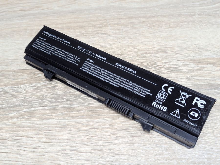 Акумуляторна батарея KM742 (Dell) Б/В