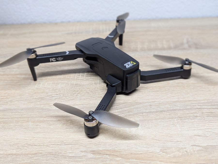 Новий Квадрокоптер TolaDrone 31 LCD [ProductHub SKU Tola31(4)]