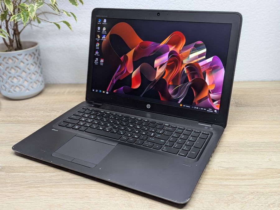 Уцінка! Ноутбук Б/В HP ZBook 15U G4, Intel Core i7-7500U, DDR4 16 GB, SSD 256GB, AMD FirePro W4190M 2Gb, 15.6" Full HD [ProductHub SKU HP751]