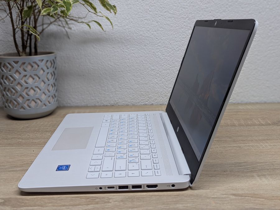 Ноутбук Б/В HP Laptop 14S, Intel Celeron N4100, DDR4 4 GB, SSD 58GB, 14" UHD [ProductHub SKU HP761]