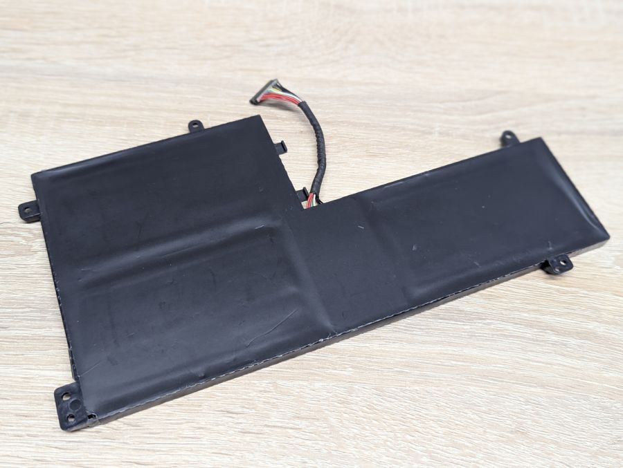 Б/В Акумуляторна батарея Green Cell L17M3PG2 [ProductHub SKU L17M3PG2]