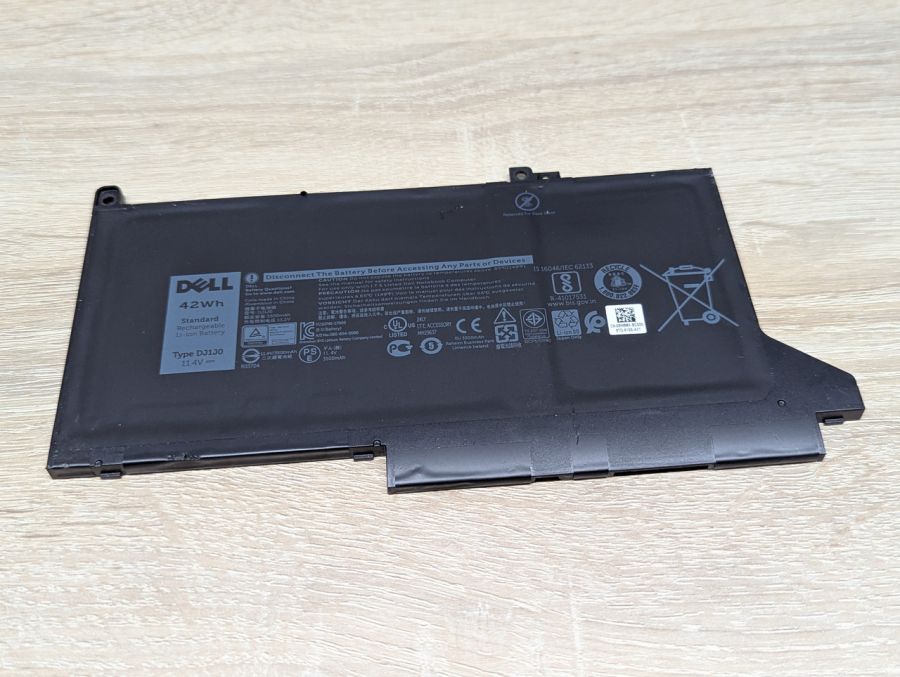 Б/В Оригінальна акумуляторна батарея Dell DJ1J0 [ProductHub SKU DJ1J0-40]