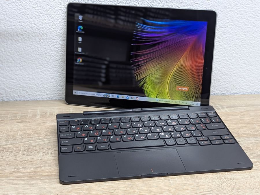 Уцінка!Планшет з клавіатурою Б/В Lenovo Ideapad Miix 300-10IBY:11 сенсорний, Intel Atom Z37735F,2 GB DDR3,, SSD 32 [ProductHub SKU L436]