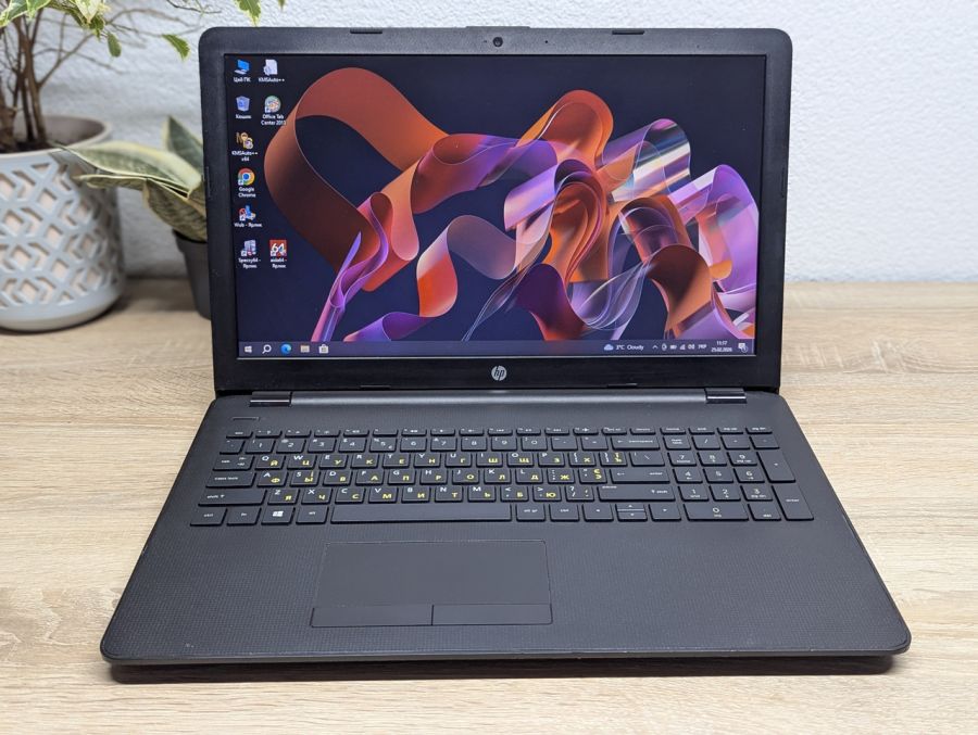 Ноутбук Б/В HP Laptop 15, AMD A6-9220, DDR4 8 GB, SSD 128GB, AMD Radeon R4, 15.6" [ProductHub SKU HP768]