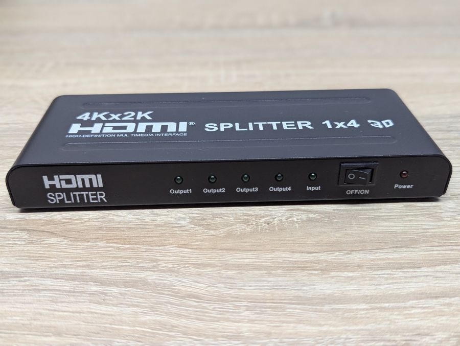 Б/В HDMI сплітер (розгалужувач) 1x4 Cablexpert DSP-4PH4-02 [ProductHub SKU 4PH4-02]
