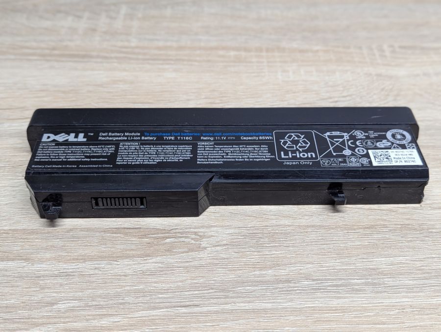 Оригінальна акумуляторна батарея Dell T116C Б/В