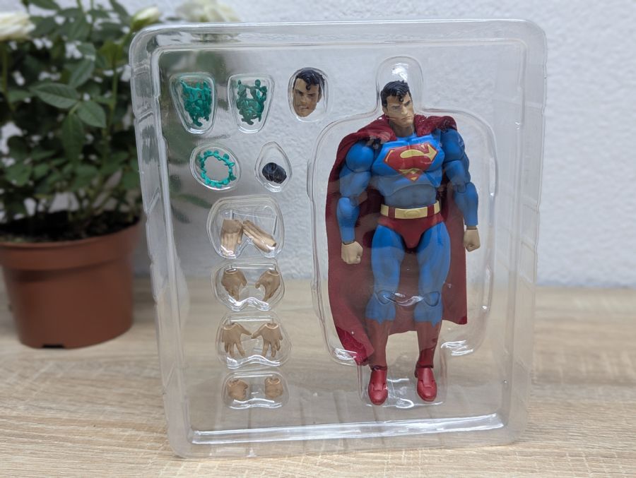 Новий Колекційна екшен-фігурка Superman (Batman: Hush Ver.) Medicom Toy з серії MAFEX [ProductHub SKU Superman(3)]