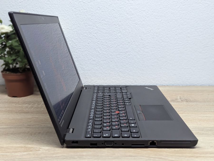 Ноутбук Б/В Lenovo T550, Intel Core i5-5300U, DDR3 8 GB, SSD 128GB, 15.6" Full HD [ProductHub SKU L454]