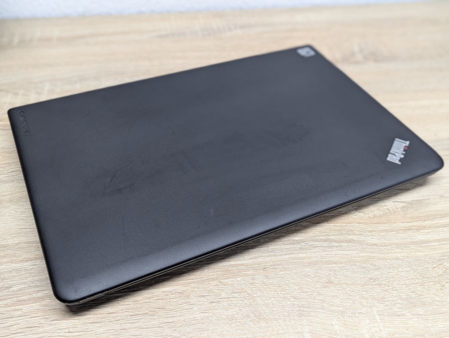Ноутбук Б/В Lenovo E550, Intel Core i3-5005U, DDR3 8GB, SSD 128GB, 15.6" HD [ProductHub SKU L455]