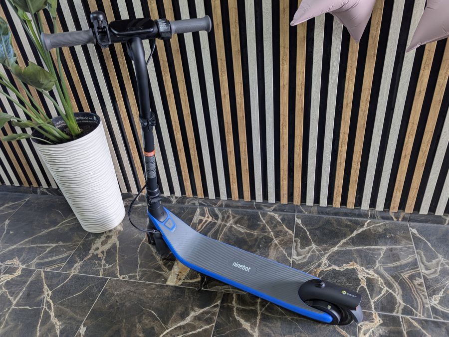 Б/В Електросамокат Ninebot eKickScooter C2 Pro модель 051404E (Дитячий) [ProductHub SKU 051404E]