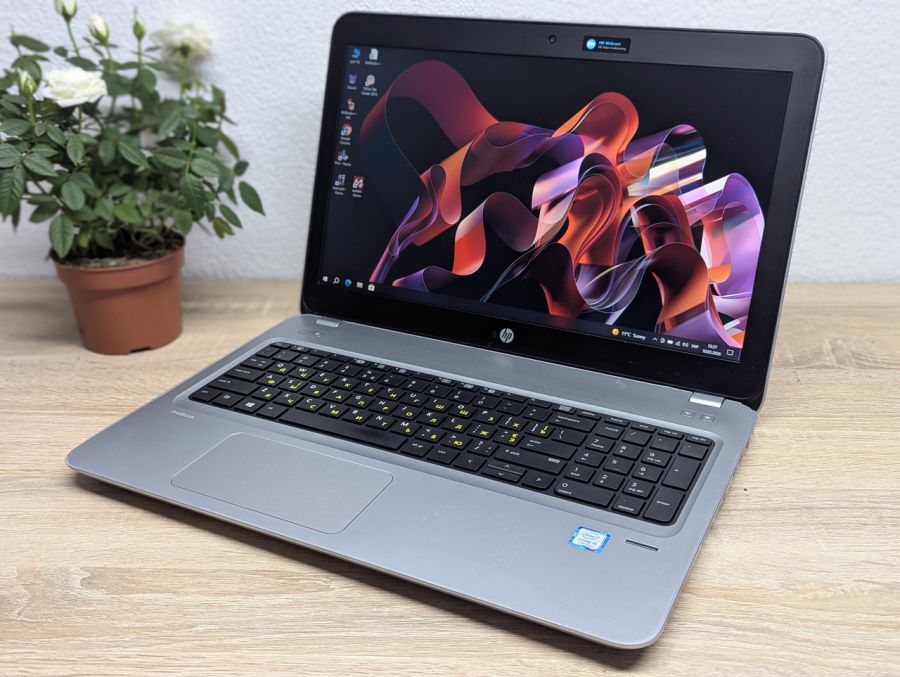 Уцінка! Ноутбук Б/В HP ProBook 450 G4, Intel Core i5-7200U, DDR4 8 GB, SSD 128GB, 15.6" Full HD [ProductHub SKU HP780]
