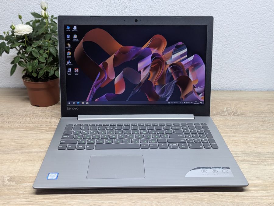 Уцінка! Ноутбук Б/В Lenovo IdeaPad 320-15ISK, Intel Core i3-6006U, DDR4 8 GB, SSD 128GB, 15.6" Full HD [ProductHub SKU L456]