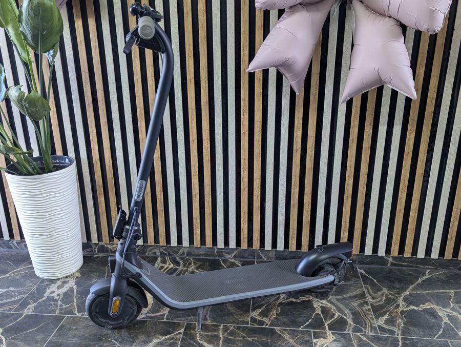 Б/В Електросамокат Segway Ninebot KickScooter E2 (051401E) [ProductHub SKU 051401E(1)]