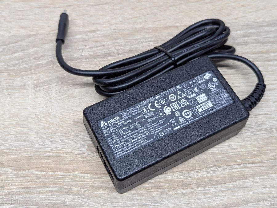 Блок живлення Delta USB-C 65w, Type-C