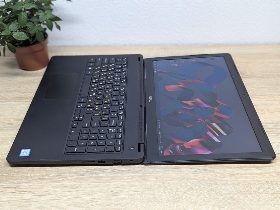 Ноутбук Б/В Dell Latitude 3580, Intel Core i5-7200U, DDR4 8GB, SSD 128GB, 15.6" HD [ProductHub SKU Dell511]