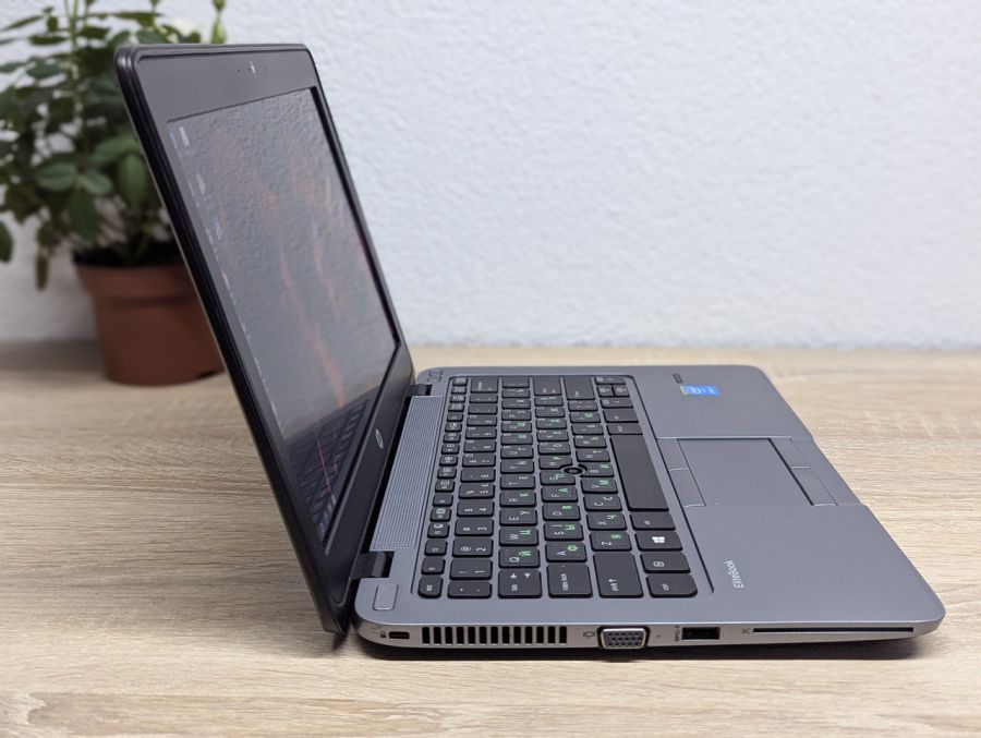 Уцінка! Ноутбук Б/В HP EliteBook 820 G2, Intel Core i7-5500U, DDR3 8 GB, SSD 128GB, 12" Full HD [ProductHub SKU HP804]