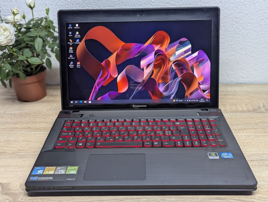 Ноутбук Б/В Lenovo IdeaPad Y500, Intel Core i5-3230M, DDR3 8 GB, SSD 128GB + HDD 500GB, NVIDIA GeForce GT 650M 2Gb, 15.6" Full HD [ProductHub SKU L468]