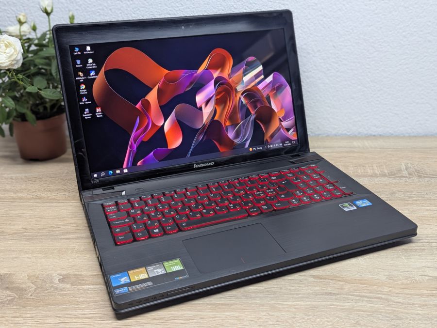 Ноутбук Б/В Lenovo IdeaPad Y500, Intel Core i5-3230M, DDR3 8 GB, SSD 128GB + HDD 500GB, NVIDIA GeForce GT 650M 2Gb, 15.6" Full HD [ProductHub SKU L468]
