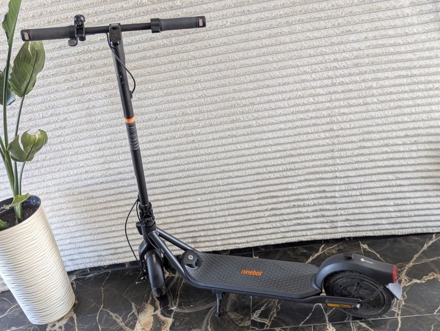 Б/В Електросамокат Segway Ninebot KickScooter F2 051201E [ProductHub SKU 051201E(2)]