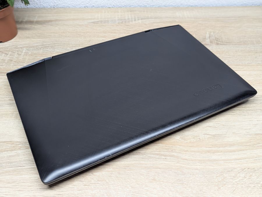 Ноутбук Б/В Lenovo IdeaPad Y700, Intel Core i5-6300HQ, DDR4 8GB, SSD 256GB + SSD 1TB, NVIDIA GeForce GTX 960M 2GB, 15.6" Full HD