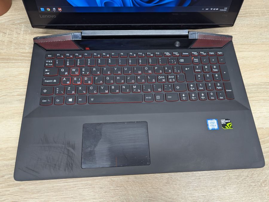 Ноутбук Б/В Lenovo IdeaPad Y700, Intel Core i5-6300HQ, DDR4 8GB, SSD 256GB + SSD 1TB, NVIDIA GeForce GTX 960M 2GB, 15.6" Full HD