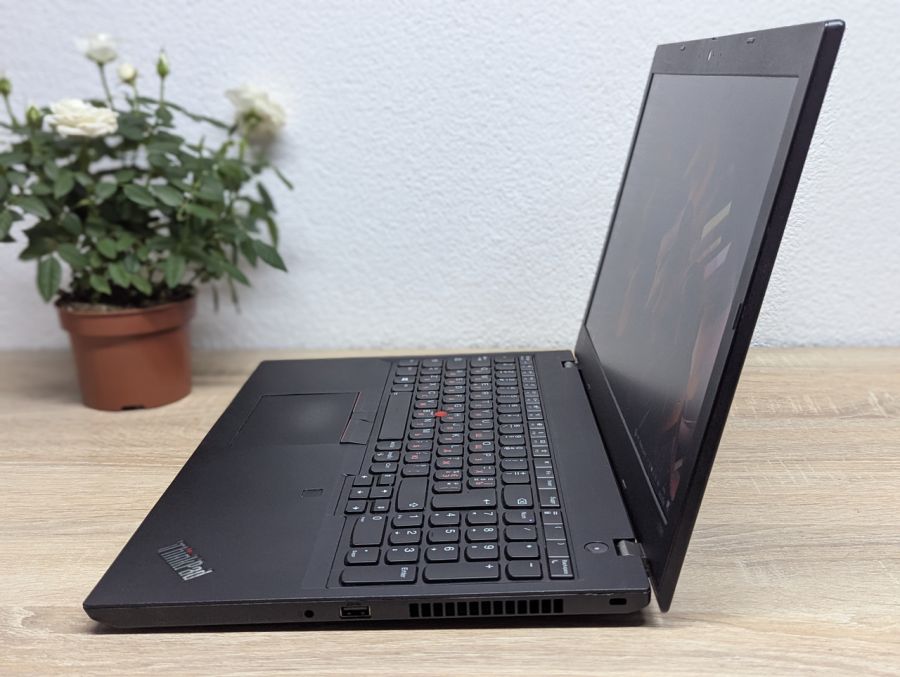 Уцінка! Ноутбук Б/В Lenovo ThinkPad L590, Intel Core i5-8665U, DDR4 8 GB, SSD 128GB, 15.6" Full HD [ProductHub SKU L481]