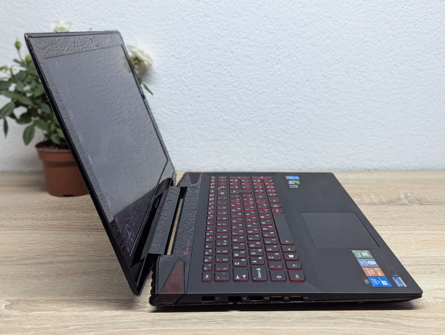 Ноутбук Б/В Lenovo IdeaPad Y50-70, Intel Core i5-4200H, DDR3 16GB, SSD 360GB, NVIDIA GeForce GTX 860M 2GB, 15.6" Full HD