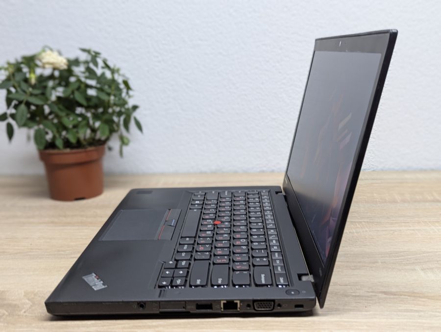 Ноутбук Б/В Lenovo ThinkPad T450S, Intel Core i5-5300U, DDR3 8 GB, SSD 128GB, 14" HD [ProductHub SKU L490]