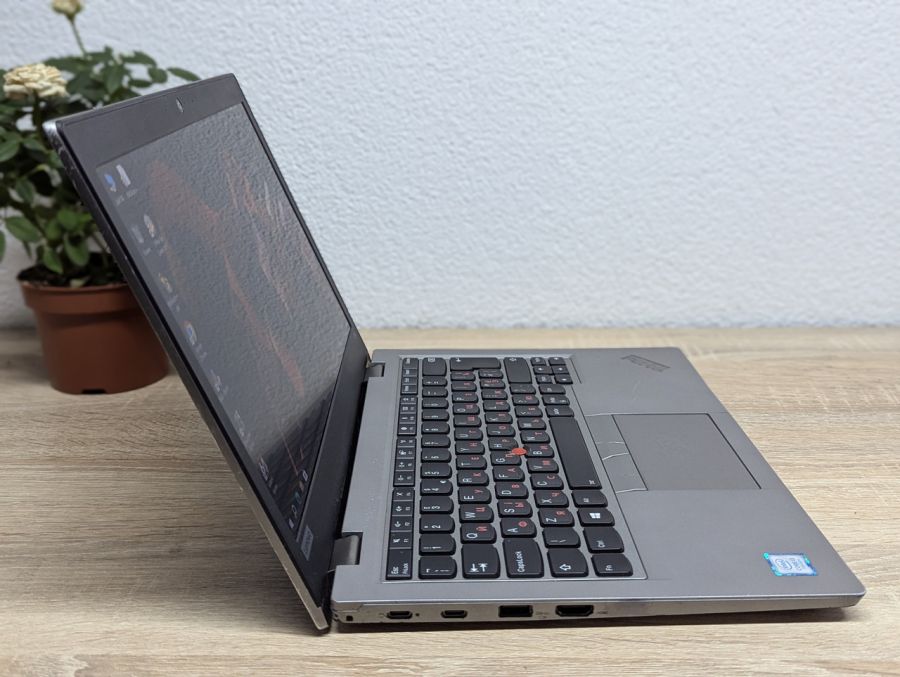 Уцінка! Ноутбук Б/В Lenovo ThinkPad L380, Intel Core i3-7020U, DDR4 8 GB, SSD 256GB, 13" Full HD [ProductHub SKU l526]