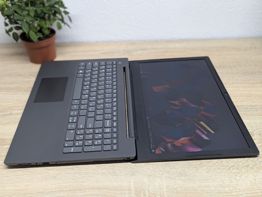 Ноутбук Б/В Lenovo V130-15IKB, Intel Core i5-7200U, DDR4 8 GB, SSD 128GB, 15.6" Full HD [ProductHub SKU L528]