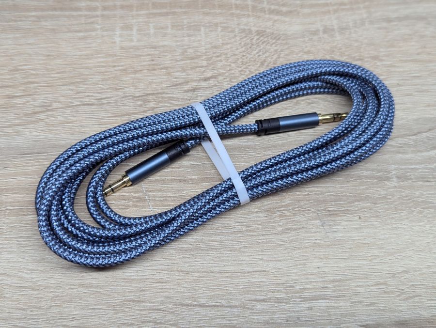 Новий AUX кабель 3.5 мм (mini-jack) 3м [ProductHub SKU AUX3(11)]