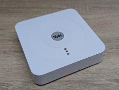 Центральний хаб системи розумного дому Yale Living Smart Hub 2.0 SR-HUB