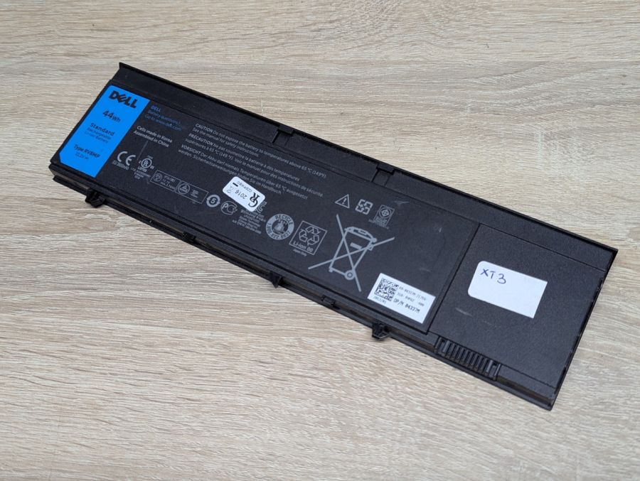 Оригінальна акумуляторна батарея Dell RV8MP Б/В