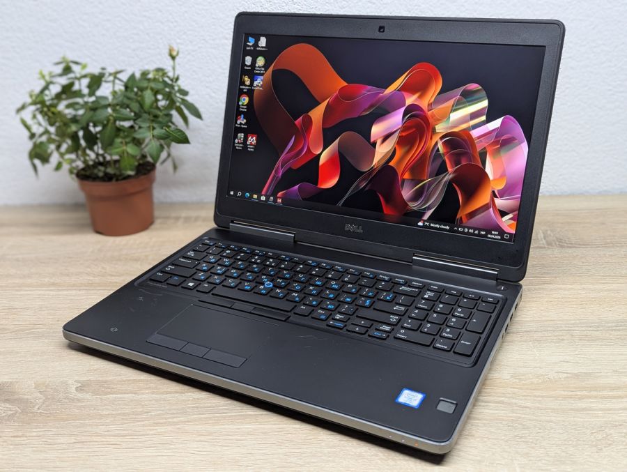 Ноутбук Б/В Dell Precision 7520, Intel Core i7-7820HQ, DDR4 32 GB, SSD 500GB + HDD 1TB, NVIDIA Quadro M2200 4Gb, 15.6" Full HD [ProductHub SKU Dell538]