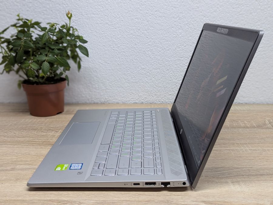 Ноутбук Б/В HP Pavilion Laptop 14, Intel Core i7-8550U, DDR4 16 GB, SSD 512GB, GeForce MX130 2 Gb, 14" Full HD [ProductHub SKU HP843]