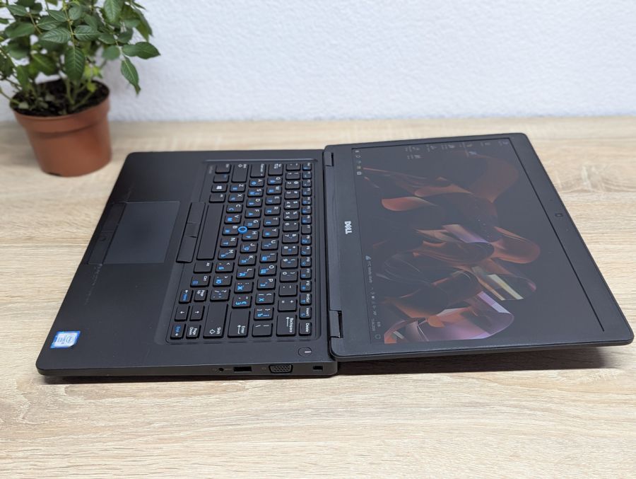 Ноутбук Б/В Dell Latitude 5480, Intel Core i5-6440HQ, DDR4 8GB, SSD 128GB, 14" Full HD [ProductHub SKU Dell548]