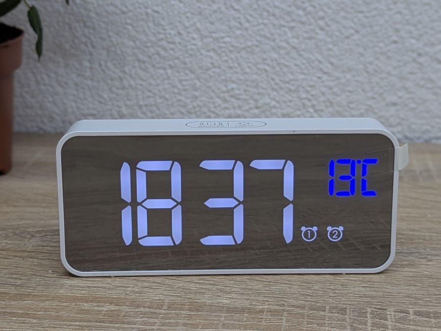 Новий Цифровий LED-будильник HOMVILLA 8808 [ProductHub SKU 8808(11)]