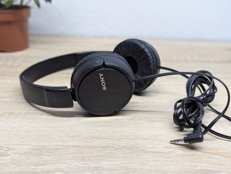 Новий Дротові навушники Sony MDR-ZX110 [ProductHub SKU ZX110(8)]