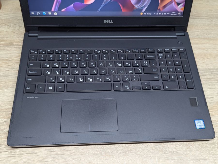 Ноутбук Б/В Dell Latitude 3570, Intel Core i5-6200U, DDR3 8 GB, SSD 128GB, 15.6" HD [ProductHub SKU Dell567]