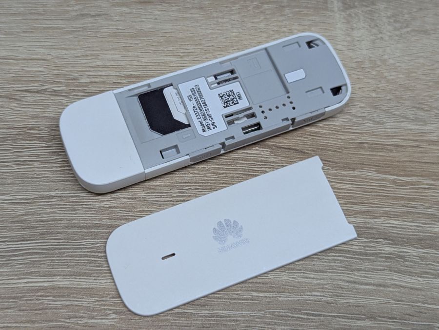 Б/В 4G LTE USB-модем Huawei E3372 [ProductHub SKU E3372]