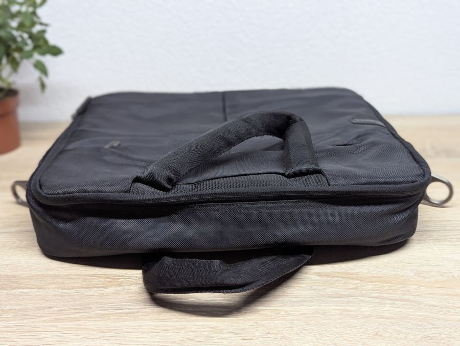 Б/В Cумка для ноутбука Dell Deluxe Laptop 15.6'' [ProductHub SKU Deluxe]