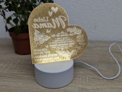 Новий LED-нічник у формі серця з персоналізованим гравіюванням для мами