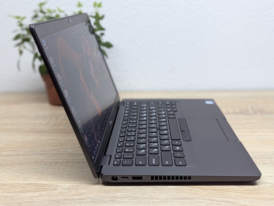 Ноутбук Б/В Dell Latitude 5401, Intel Core i5-9400H, DDR4 16 GB, SSD 256GB, 14" Full HD [ProductHub SKU Dell572]