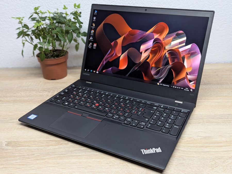 Ноутбук Б/В Lenovo ThinkPad T570, Intel Core i5-7300U, DDR4 8GB, SSD 256GB, 15.6" Full HD [ProductHub SKU L564]
