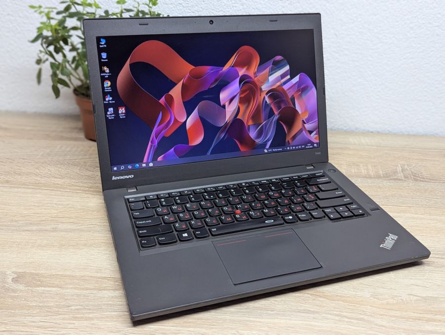 Ноутбук Б/В Lenovo T440, Intel Core i5-4210U, DDR3 8 GB, SSD 256GB, 14" HD [ProductHub SKU L566]