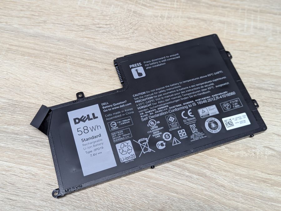 Оригінальна акумуляторна батарея Dell 0PD19 Б/В