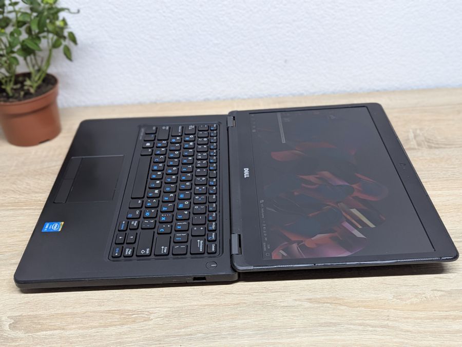 Ноутбук Б/В Dell Latitude E5450, Intel Core i5-5200U, DDR3 8GB, SSD 128GB, 14" HD [ProductHub SKU Dell577]